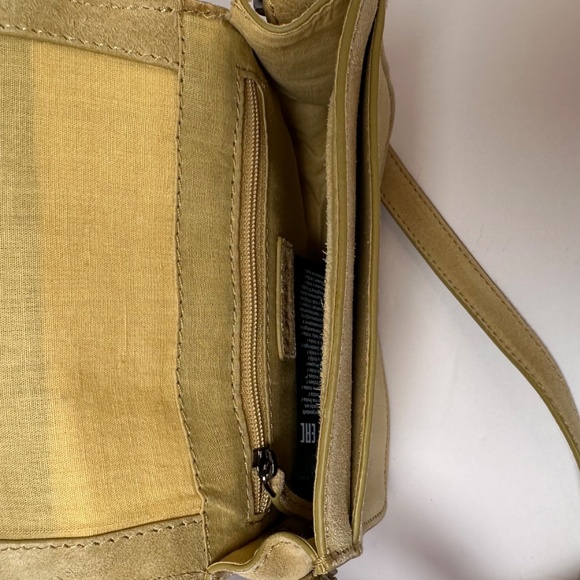 🤎 Only Suede Crossbody Purse | Adjustable Strap - Picture 6 of 8